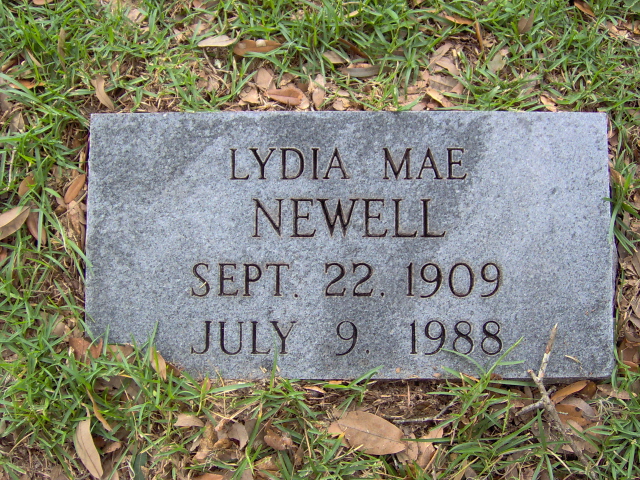 Headstone for Newell, Lydia Mae